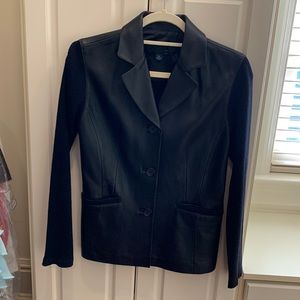 Black leather/sweater combo blazer. Size small. Adorable!